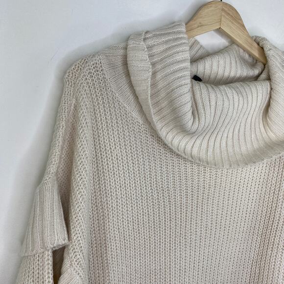 Alya Cream Elbow Patch Long Sleeve Cowl Neck Sweater Women's Size Medium M - Picture 4 of 8